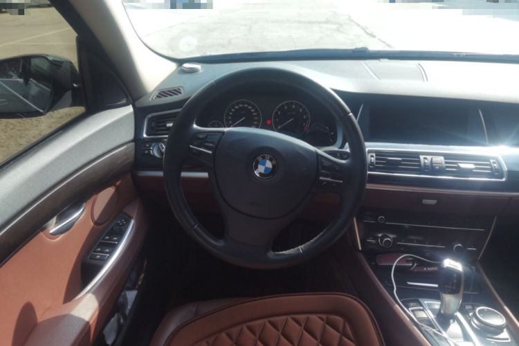 Used BMW 5 Series GT 2014 528i Leading Model Steering Wheel