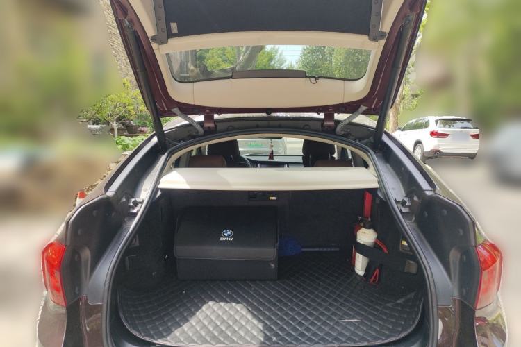 Used BMW 5 Series GT 2014 528i Leading Model Trunk