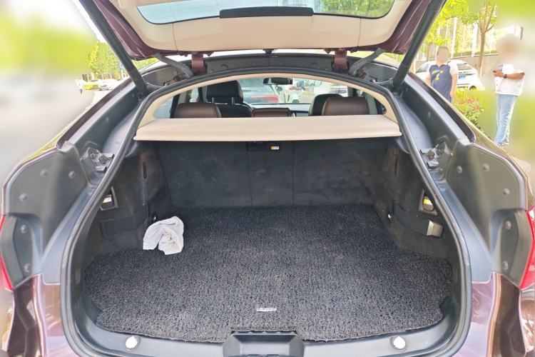 Used BMW 5 Series GT 2014 528i Luxury Edition Trunk