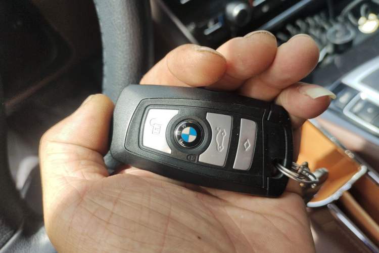 Used BMW 5 Series GT 2014 528i Leading Model Vehicle Key