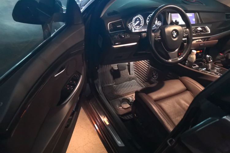 Used BMW 5 Series GT 2014 528i Luxury Edition Driver Seat