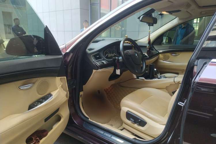 Used BMW 5 Series GT 2014 528i Leading Model Driver Seat