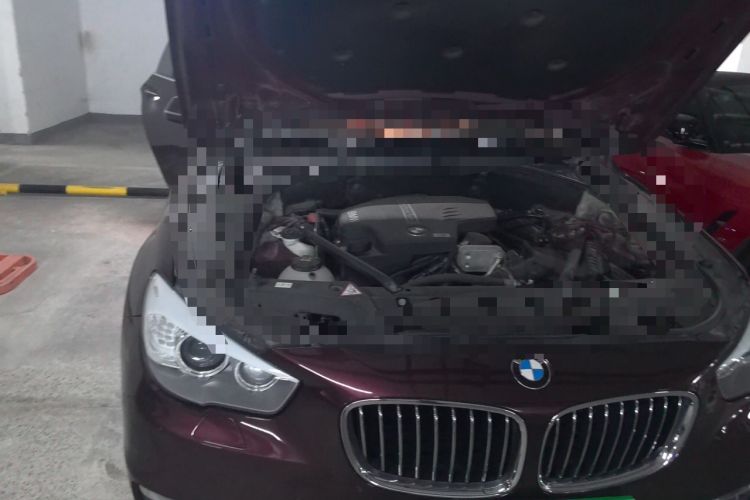 Used BMW 5 Series GT 2014 528i Luxury Edition Engine Bay Right