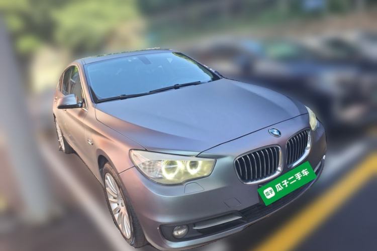 Used BMW 5 Series GT 2014 535i Leading Model Front Right 45 Deg