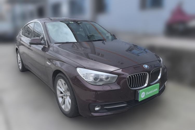 Used BMW 5 Series GT 2014 528i Leading Model Front Right 45 Deg