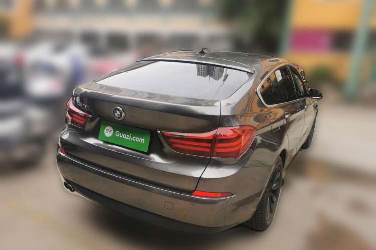 Used BMW 5 Series GT 2014 528i Leading Model Rear Right 45 Deg