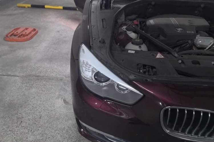 Used BMW 5 Series GT 2014 528i Luxury Edition Right Front Headlight