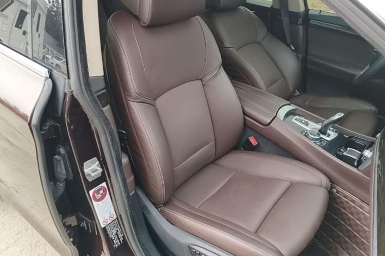 Used BMW 5 Series GT 2014 528i Luxury Edition Right Front Seat