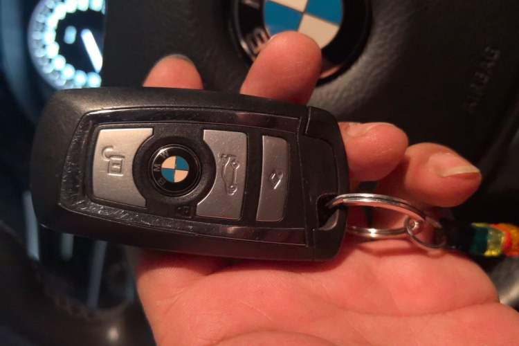 Used BMW 5 Series GT 2014 528i Luxury Edition Vehicle Key