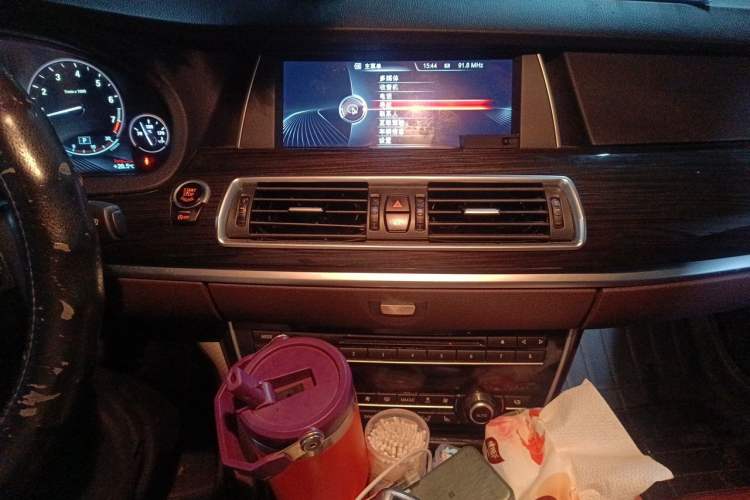 Used BMW 5 Series GT 2014 528i Luxury Edition Audio And AC Panel