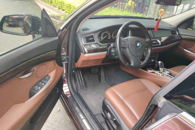 Used BMW 5 Series GT 2014 528i Leading Model Driver Seat
