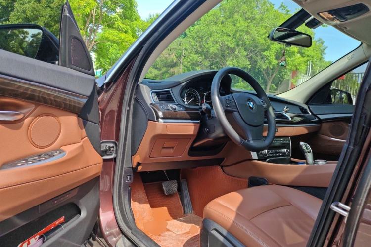 Used BMW 5 Series GT 2014 528i Leading Model Driver Seat
