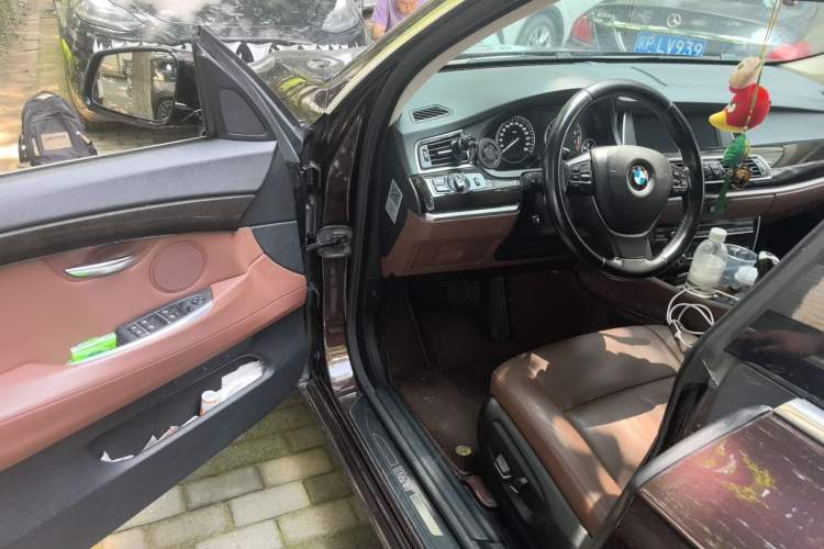 Used BMW 5 Series GT 2014 535i Leading Model Driver Seat