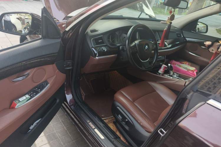 Used BMW 5 Series GT 2014 535i Leading Model Driver Seat