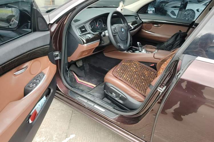 Used BMW 5 Series GT 2014 528i Leading Model Driver Seat