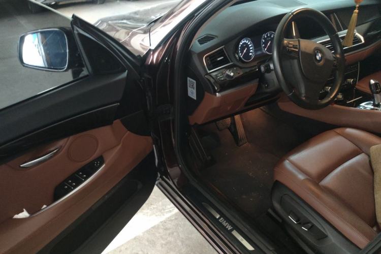 Used BMW 5 Series GT 2014 528i Leading Model Driver Seat