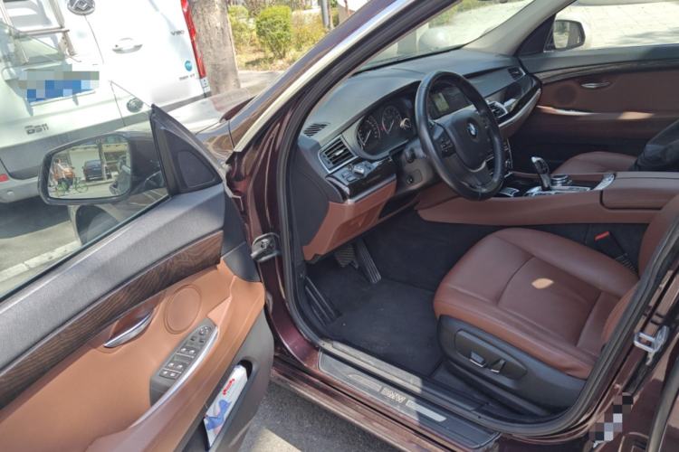 Used BMW 5 Series GT 2014 535i Leading Model Driver Seat