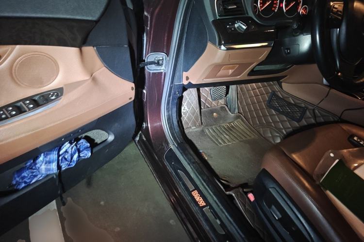 Used BMW 5 Series GT 2014 535i Leading Model Driver Seat