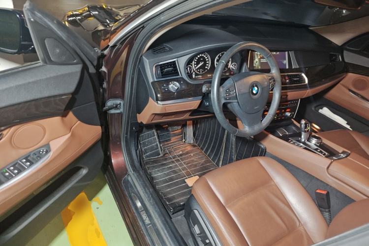 Used BMW 5 Series GT 2014 528i Leading Model Driver Seat