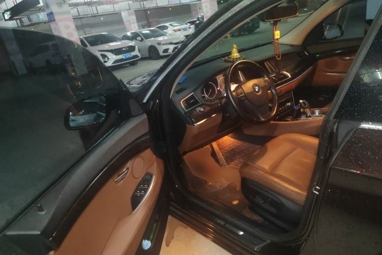 Used BMW 5 Series GT 2014 528i Leading Model Driver Seat