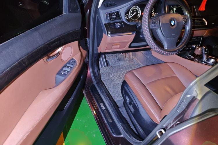 Used BMW 5 Series GT 2014 528i Leading Model Driver Seat