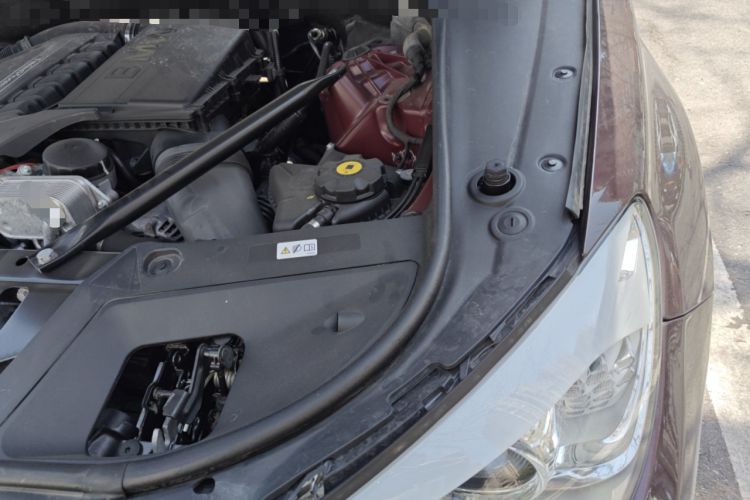 Used BMW 5 Series GT 2014 535i Leading Model Engine Bay Left