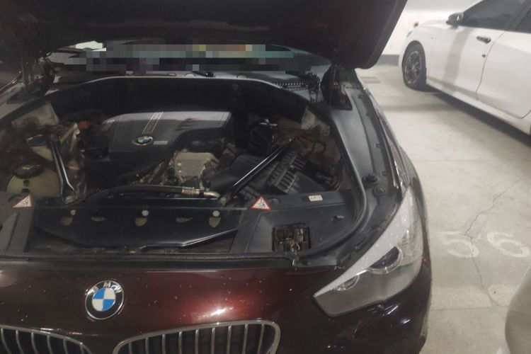 Used BMW 5 Series GT 2014 528i Leading Model Engine Bay Left