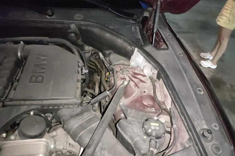 Used BMW 5 Series GT 2014 535i Leading Model Engine Bay Left