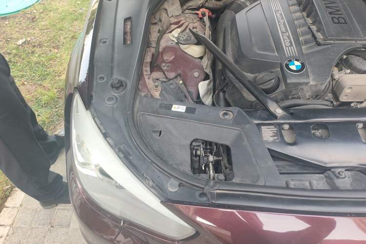 Used BMW 5 Series GT 2014 535i Leading Model Engine Bay Right