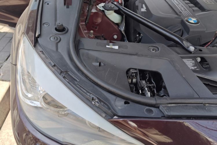 Used BMW 5 Series GT 2014 535i Leading Model Engine Bay Right