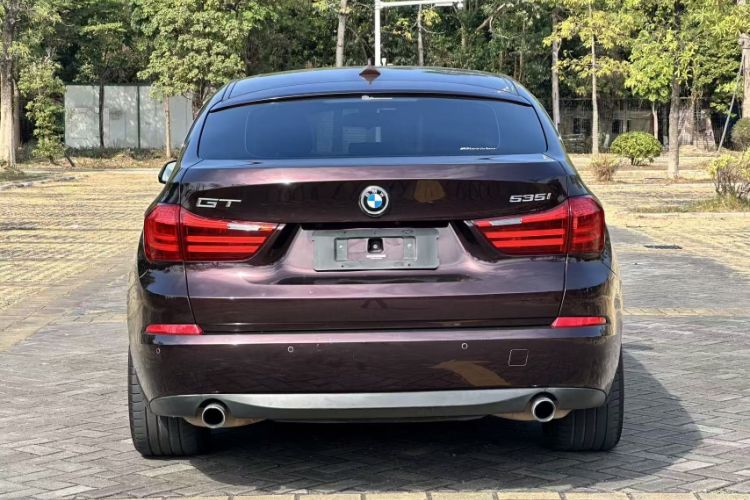 Used BMW 5 Series GT 2014 535i Leading Model Exterior 2