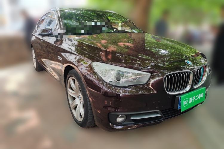 Used BMW 5 Series GT 2014 535i xDrive Front Right 45 Deg