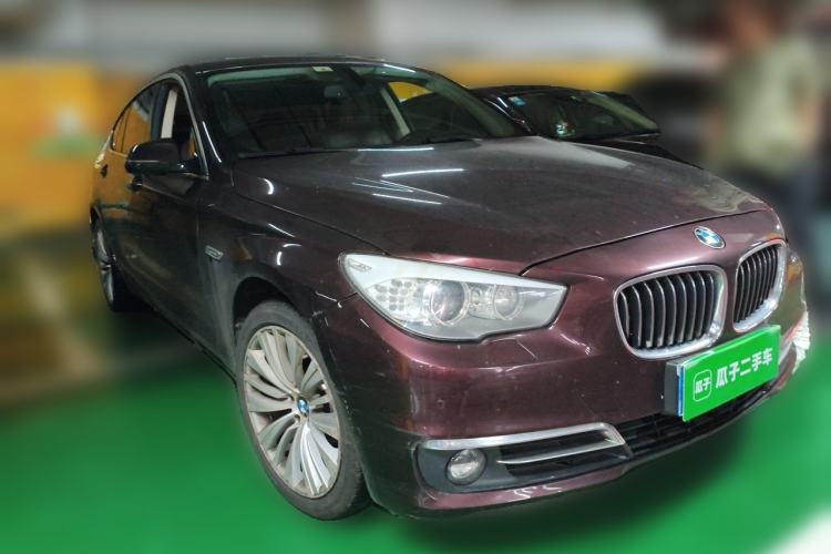 Used BMW 5 Series GT 2014 528i Luxury Edition Front Right 45 Deg