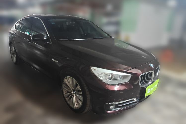 Used BMW 5 Series GT 2014 528i Luxury Edition Front Right 45 Deg