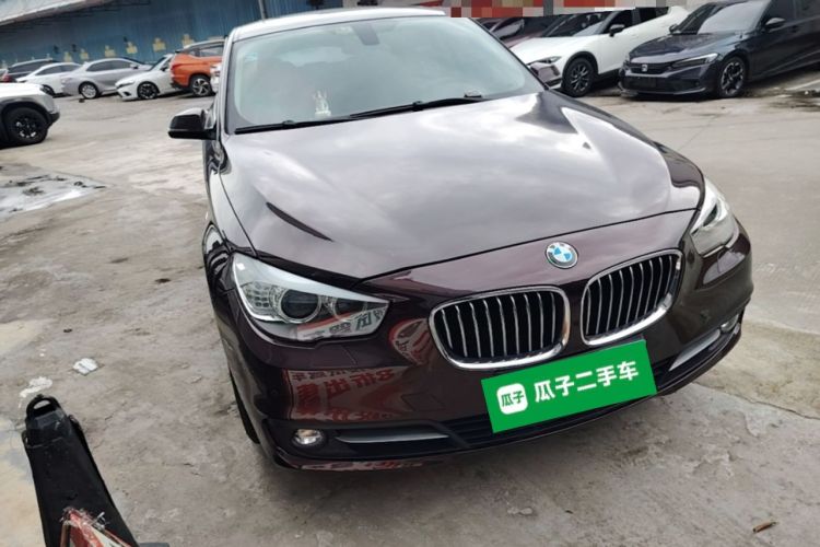 Used BMW 5 Series GT 2014 528i Leading Model Front Right 45 Deg