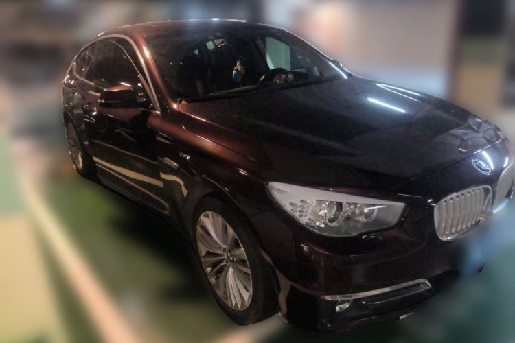 Used BMW 5 Series GT 2014 528i Luxury Edition Front Right 45 Deg