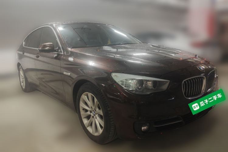 Used BMW 5 Series GT 2014 528i Leading Model Front Right 45 Deg