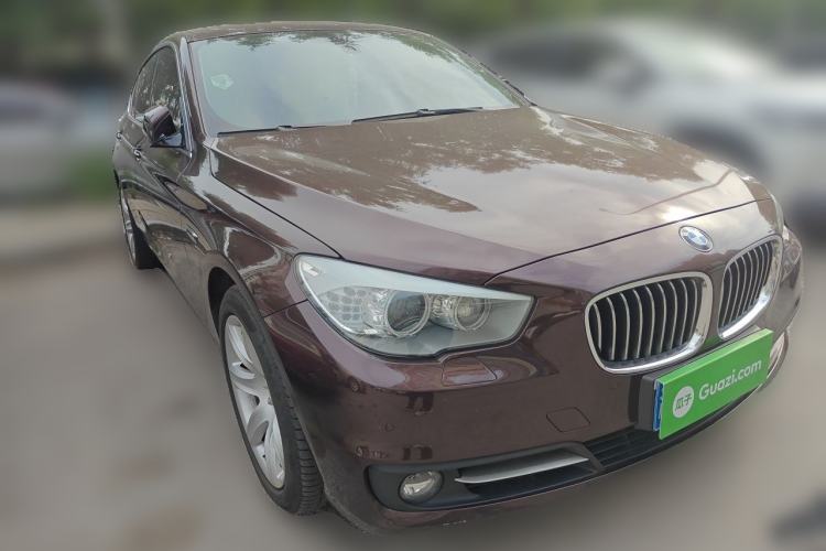 Used BMW 5 Series GT 2014 535i xDrive Front Right 45 Deg