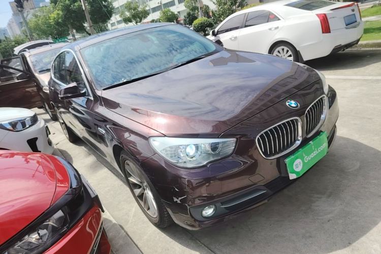 Used BMW 5 Series GT 2014 528i Leading Model Front Right 45 Deg