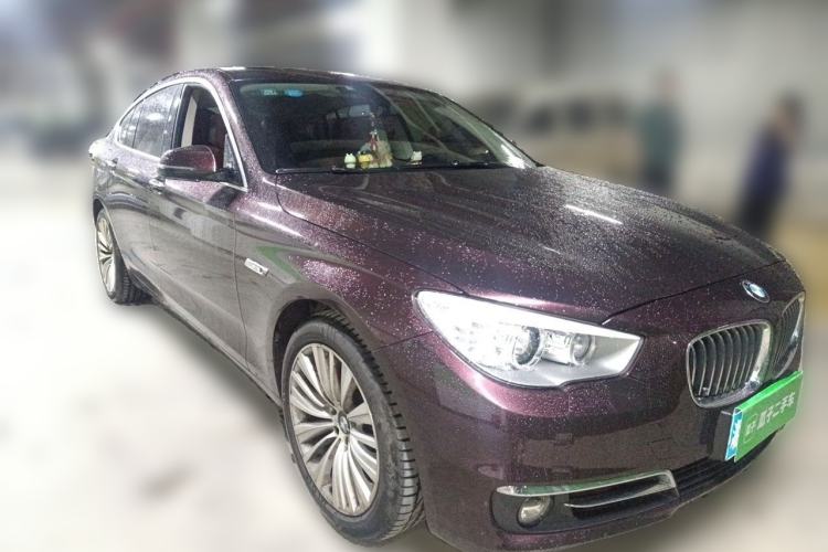 Used BMW 5 Series GT 2014 528i Luxury Edition Front Right 45 Deg