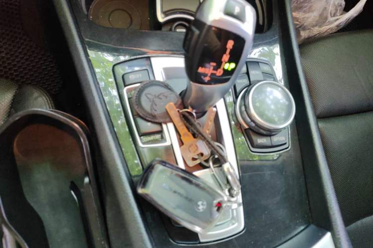 Used BMW 5 Series GT 2014 535i xDrive Gear Lever