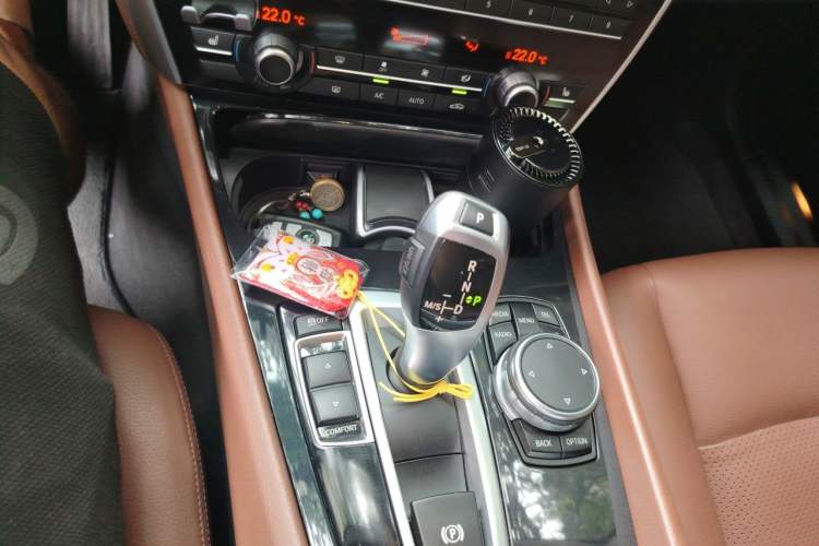 Used BMW 5 Series GT 2014 528i Leading Model Gear Lever