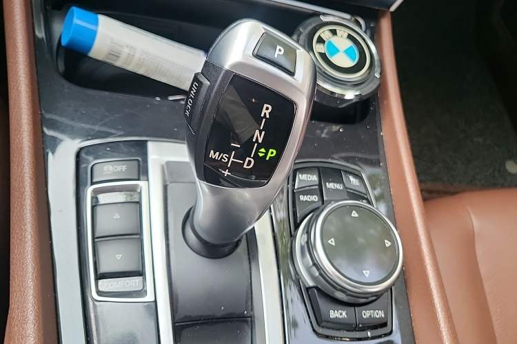 Used BMW 5 Series GT 2014 535i Leading Model Gear Lever