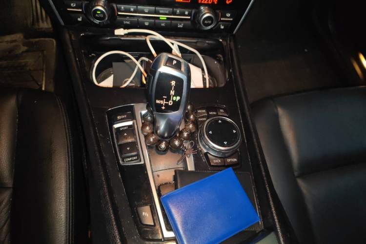 Used BMW 5 Series GT 2014 535i Leading Model Gear Lever