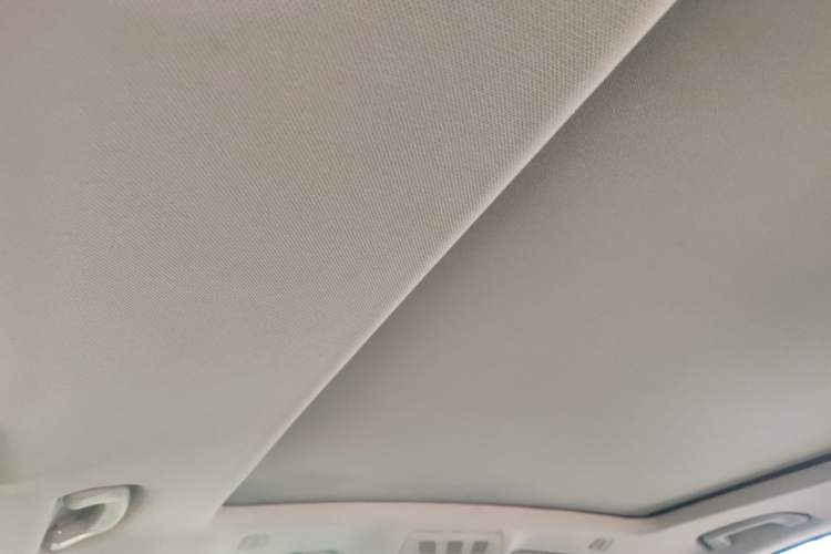 Used BMW 5 Series GT 2014 535i xDrive Headliner