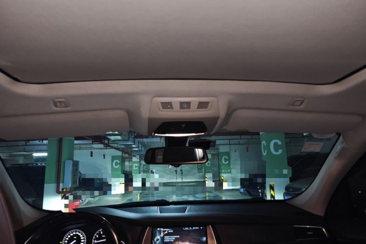 Used BMW 5 Series GT 2014 528i Luxury Edition Headliner