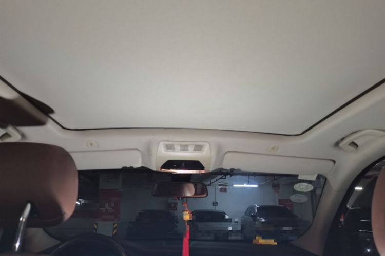 Used BMW 5 Series GT 2014 528i Leading Model Headliner