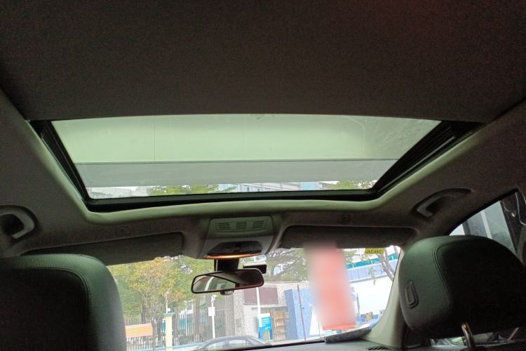 Used BMW 5 Series GT 2014 535i Leading Model Headliner