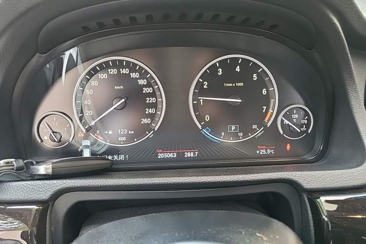 Used BMW 5 Series GT 2014 535i Leading Model Instrument Cluster