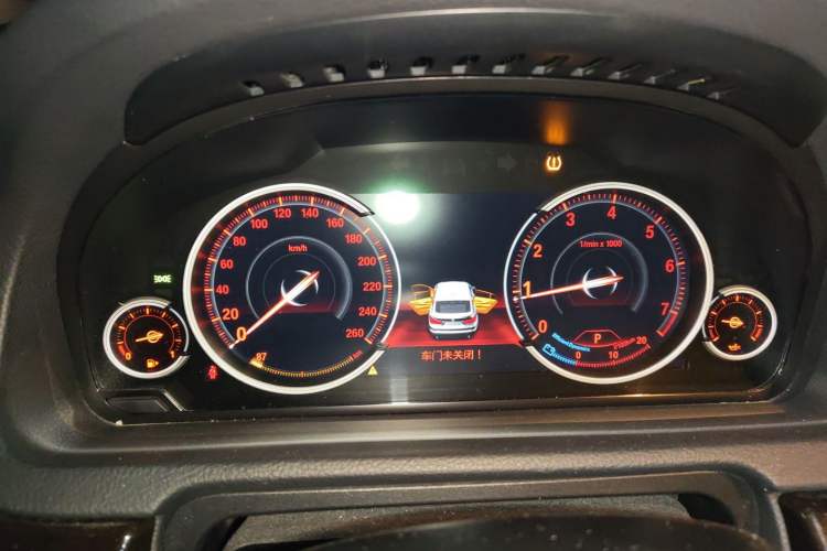 Used BMW 5 Series GT 2014 528i Leading Model Instrument Cluster